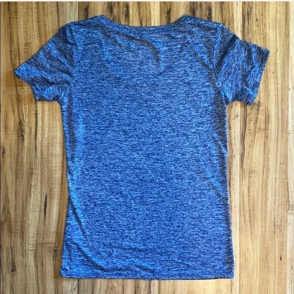 Nike Dri Fit short sleeve XS Blue/white marble color